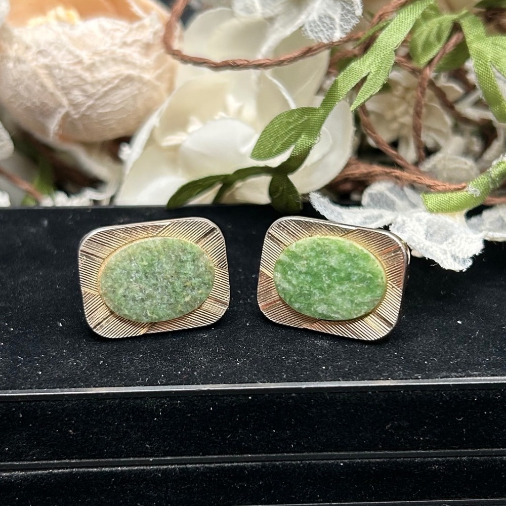 Vintage Green Stone Gold Tone Cufflinks Mid Century Modern